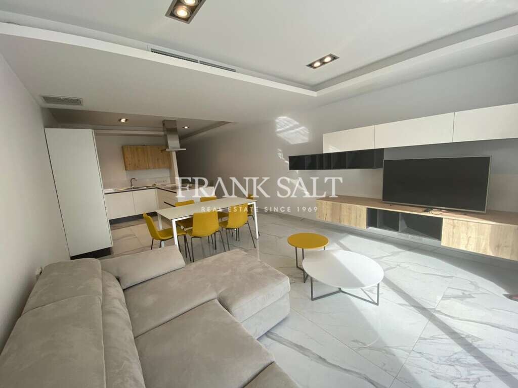 Apartamento de 3 dormitorios en Saint Julian's, Malta No. 9935