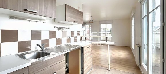 2 bedrooms Apartment in Ozoir-la-Ferriere, France No. 335011 3