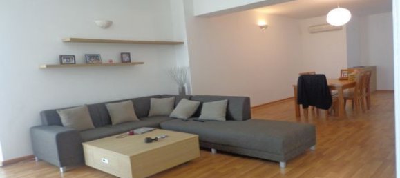 3 bedrooms Apartment in Tay Ho, Vietnam No. 6050 2