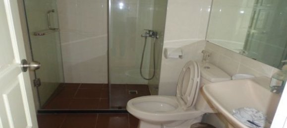 3 bedrooms Apartment in Tay Ho, Vietnam No. 6050 8