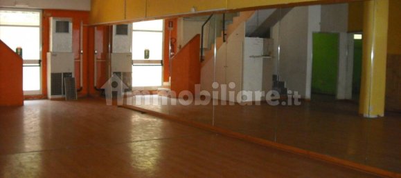 Propiedad comercial en Massa, Italy 300 m² No. 39674 33
