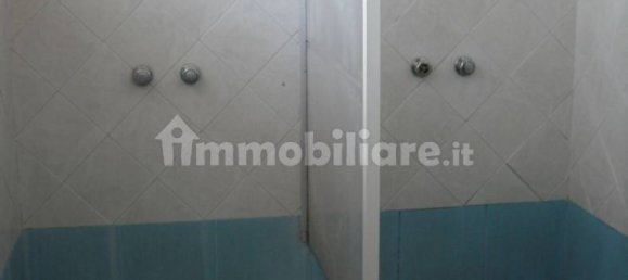 Propiedad comercial en Massa, Italy 300 m² No. 39674 24