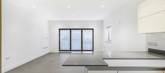 2 bedrooms Apartment in Cuffley, United Kingdom No. 6553 51