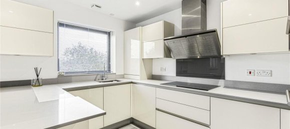 2 bedrooms Apartment in Cuffley, United Kingdom No. 6553 6