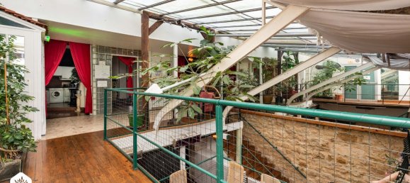 4 bedrooms Apartment in Paris, France No. 179889 8