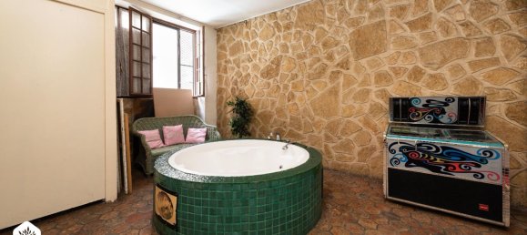 4 bedrooms Apartment in Paris, France No. 179889 7