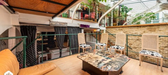 4 bedrooms Apartment in Paris, France No. 179889 5