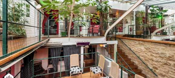 4 bedrooms Apartment in Paris, France No. 179889 10