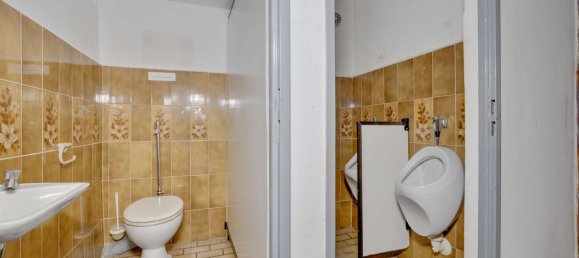 Edificio de 15 habitaciónes en Kulmbach, Germany No. 51810 15