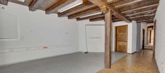 Edificio de 15 habitaciónes en Kulmbach, Germany No. 51810 21