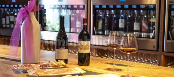 Imóvel comercial de 1 divisão em San Giovanni Lupatoto, Italy N.º 326172 2