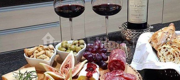 Imóvel comercial de 1 divisão em San Giovanni Lupatoto, Italy N.º 326172 3