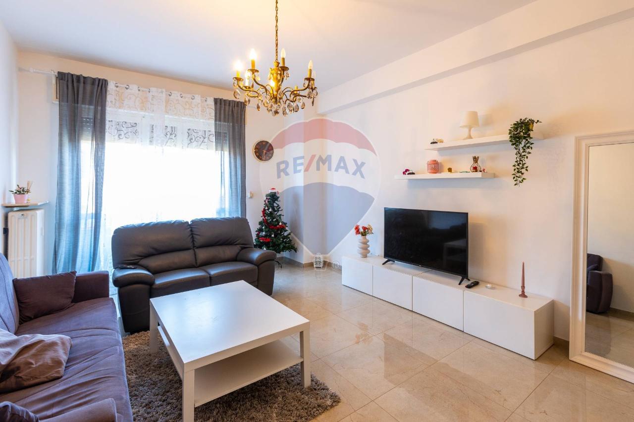 Квартира с 3 комнатами в Сальсомаджоре Терме, Италия № 175487