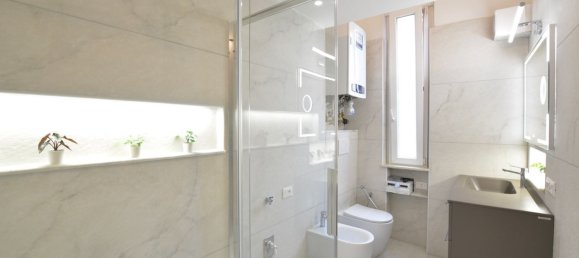 Квартира с 3 комнатами в Рим, Италия № 16029 31