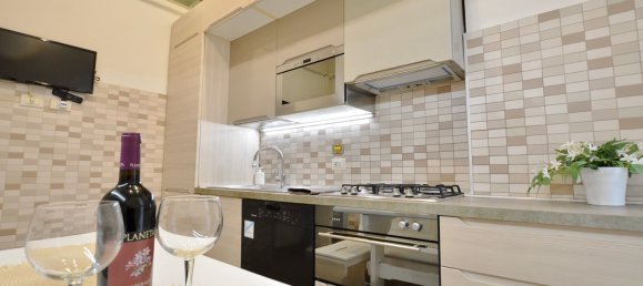 Квартира с 3 комнатами в Рим, Италия № 16029 23