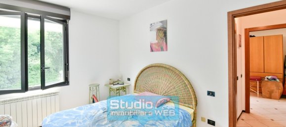 Edificio en Orsenigo, Italy 472 m² No. 306456 74