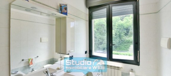 Edificio en Orsenigo, Italy 472 m² No. 306456 59