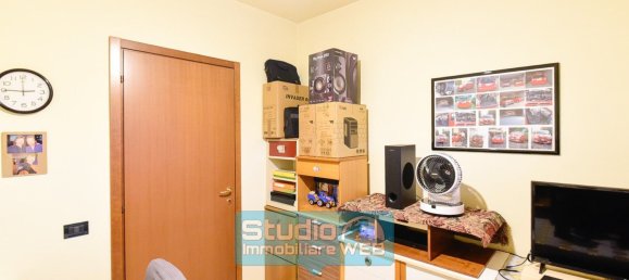 Edificio en Orsenigo, Italy 472 m² No. 306456 89