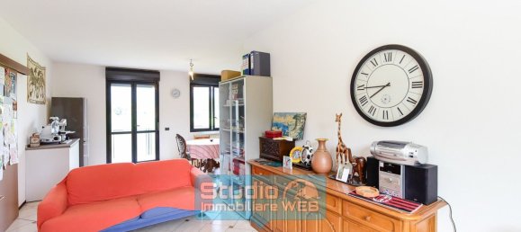 Edificio en Orsenigo, Italy 472 m² No. 306456 54