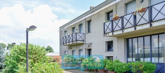 Edificio en Orsenigo, Italy 472 m² No. 306456 12