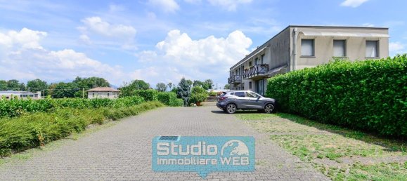 Edificio en Orsenigo, Italy 472 m² No. 306456 10