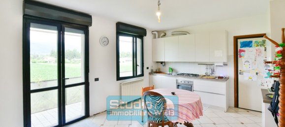 Edificio en Orsenigo, Italy 472 m² No. 306456 47