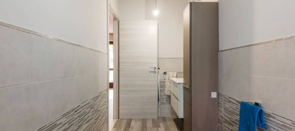 3 Schlafzimmer Haus in Piossasco, Italy, Nr. 264083 19