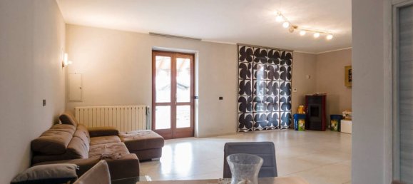 3 Schlafzimmer Haus in Piossasco, Italy, Nr. 264083 10