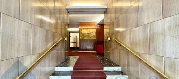 3 bedrooms Apartment in Milan, Italy No. 358851 3