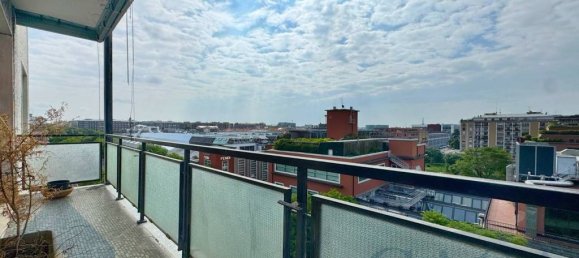 3 bedrooms Apartment in Milan, Italy No. 358851 12