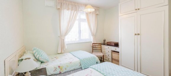 Casa T3 em Watford, United Kingdom N.º 6039 9