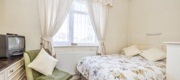 Casa T3 em Watford, United Kingdom N.º 6039 10