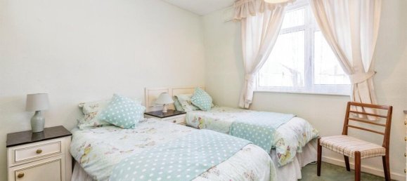 Casa T3 em Watford, United Kingdom N.º 6039 15