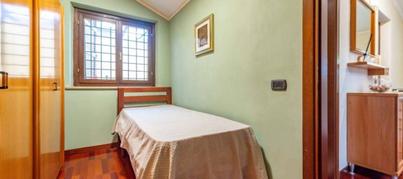 3 Schlafzimmer Haus in Guidonia Montecelio, Italy, Nr. 327323 14