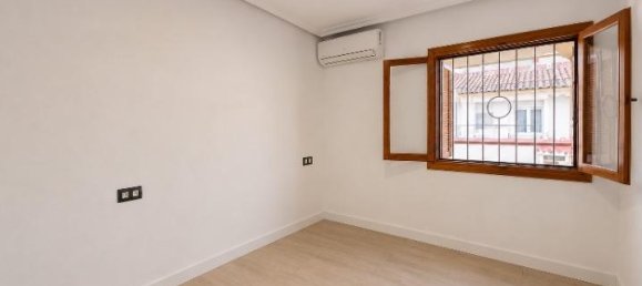  شقة في Torrevieja, Spain 73متر مربع رقم 370060 3