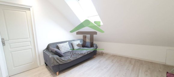 5 bedrooms House in Chateaudun, France No. 77904 9