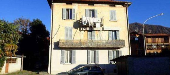 Apartamento de 2 dormitorios en Laveno-Mombello, Italy No. 282563 4