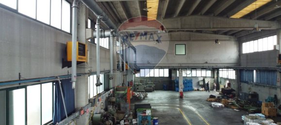 2973m² Warehouse in Grumello del Monte, Italy No. 379216 10