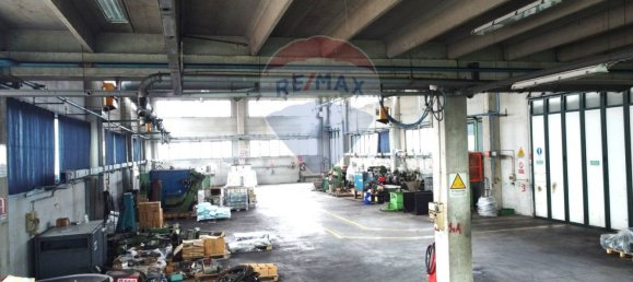 2973m² Warehouse in Grumello del Monte, Italy No. 379216 7