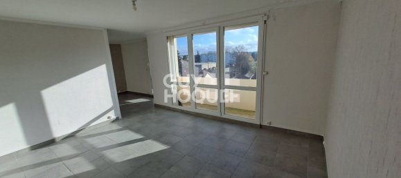2 bedrooms Apartment in Laon, France No. 152778 2