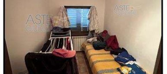 4 rooms Apartment in Monsummano Terme, Italy No. 289360 3