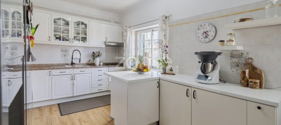 Дом с 4 спальнями в Алмада, Португалия № 355000 11