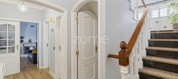 Дом с 4 спальнями в Алмада, Португалия № 355000 6