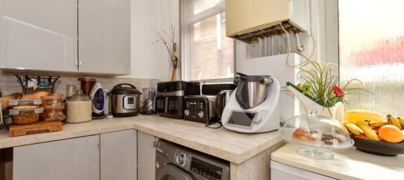 2 bedrooms Apartment in Waltham Forest, United Kingdom No. 4039 12