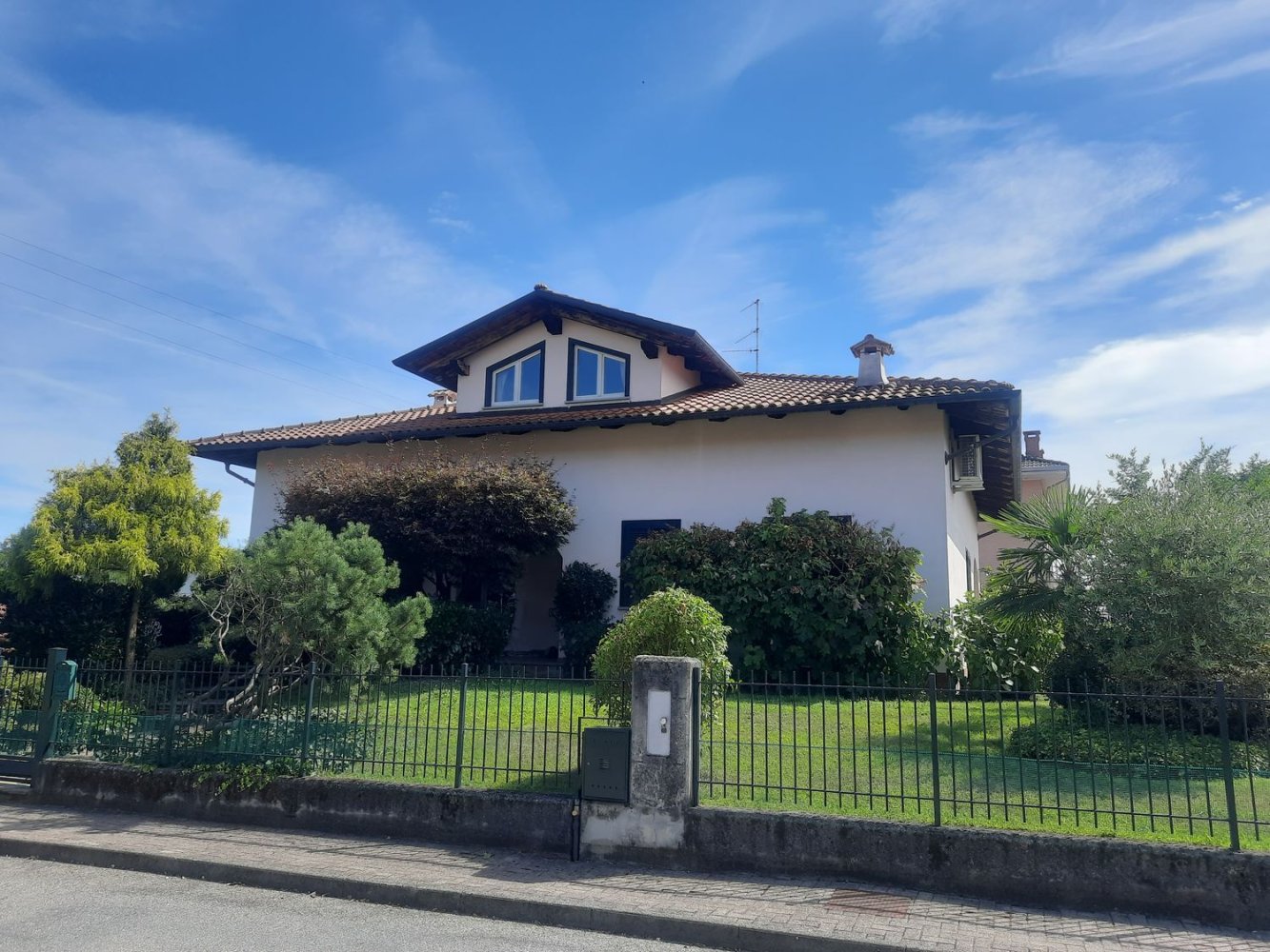 Villa de 8 dormitorios en Valdengo, Italy No. 324494