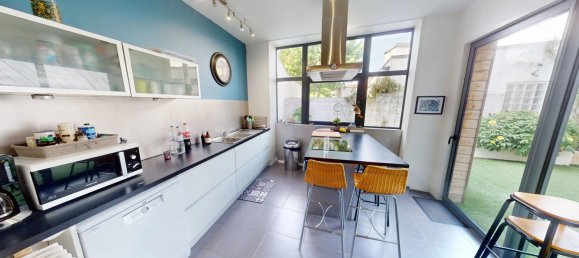 6 bedrooms House in Calais, France No. 65856 3