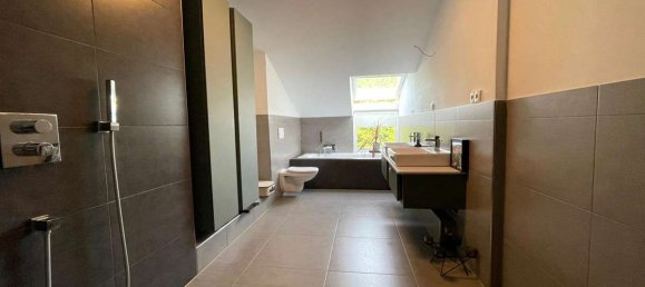 4 bedrooms Townhouse in Ludwigshafen am Rhein, Germany No. 38544 3