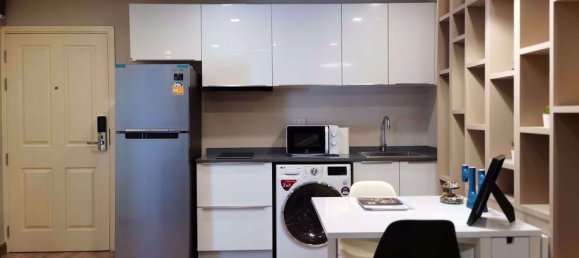 1 bedroom Condo in Watthana, Thailand No. 9637 3