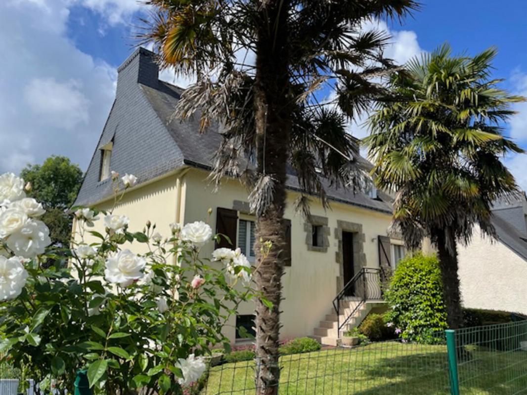 5 bedrooms House in Vannes, France No. 283100