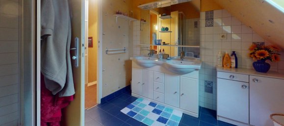 5 bedrooms House in Vannes, France No. 283100 9